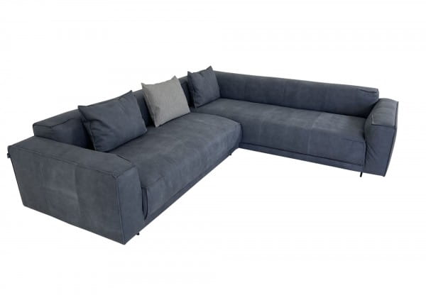 freistil 136 ROLF BENZ Ecksofa rechts in Nappa Leder graphitgrau mit passenden Kissen Lounge Komfort