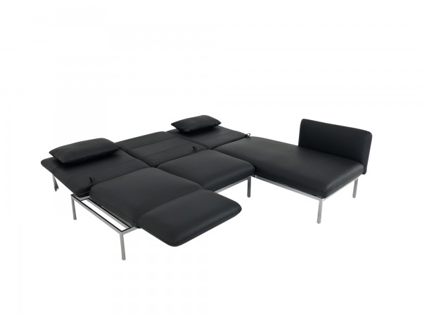 Brühl RORO medium Sofa mit Recamiere rechts in Leder schwarz mit Gestell chrom glänzend