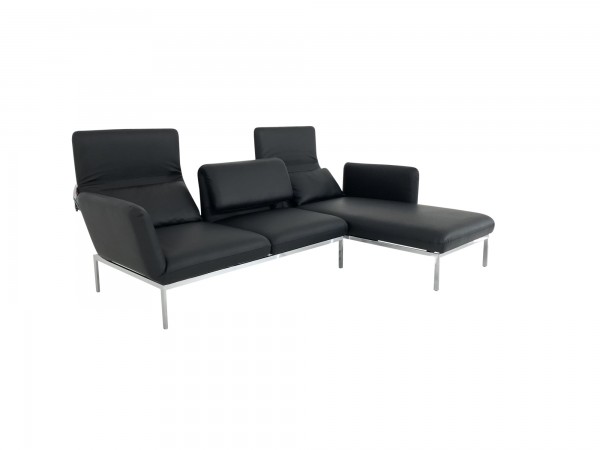 Brühl RORO medium Sofa mit Recamiere rechts in Leder schwarz mit Gestell chrom glänzend