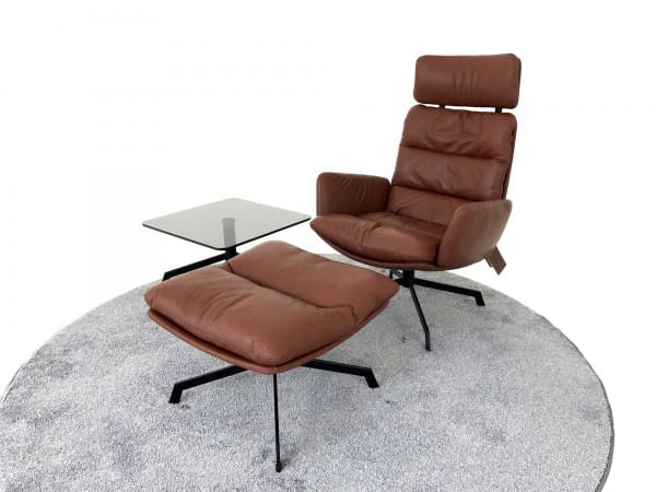 KFF ARVA LOUNGE Sessel mit Armlehnen in Leder mit Wipp-Funktion und Kopfstütze