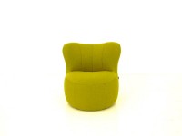 Freistil 173 ROLF BENZ Sessel in grünen Stoff aus der Gummibärenbande