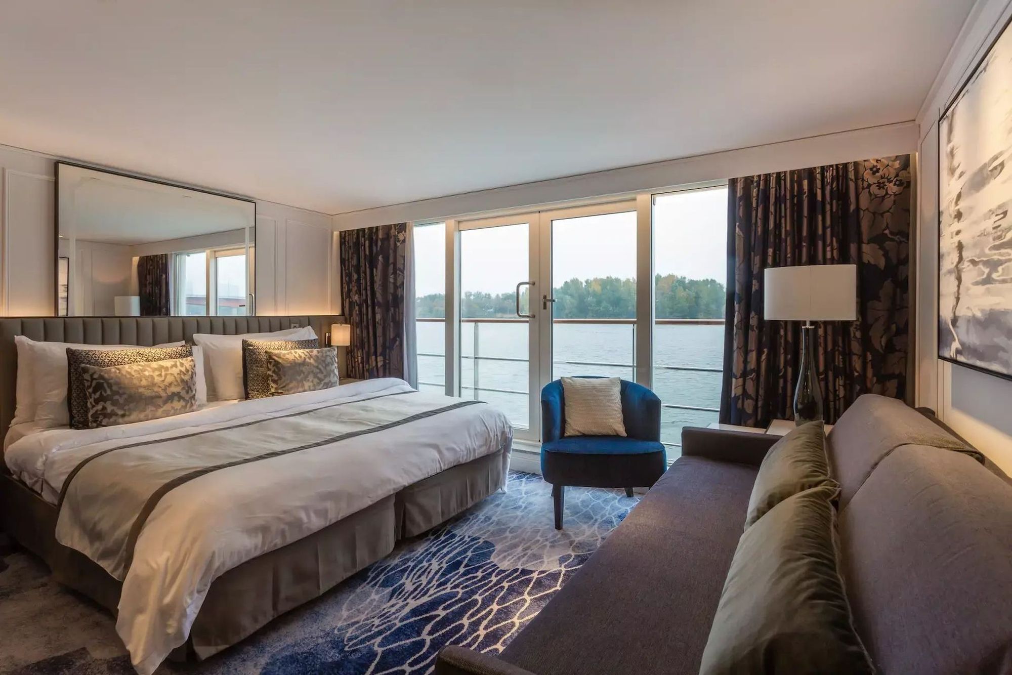 Riverside Luxury Cruises Suiten