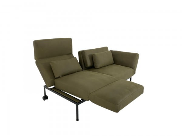 Brühl RORO SOFT Sofa 2 mit weichen Sitzen in Leder Taron olive Gestell schwarz mit Rollen