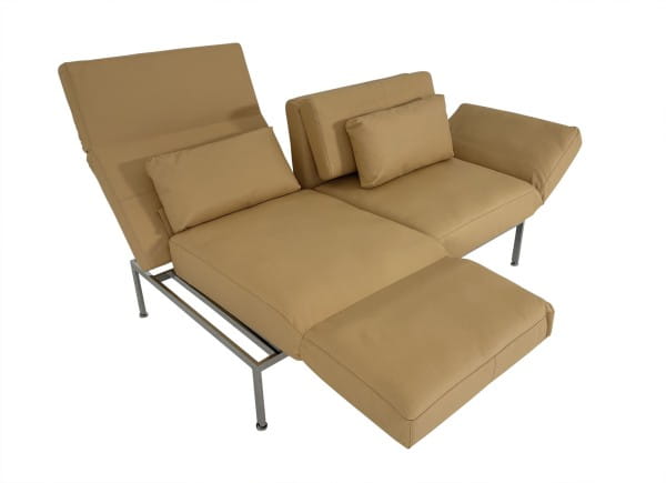 Brühl RORO SOFT Sofa 2 mit weichen Sitzen im Jumbo Leder ocker Gestell chrom glänzend mit Rollen