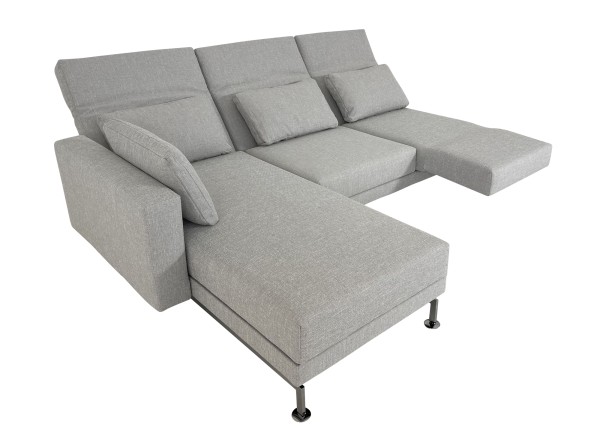 Brühl MOULE MEDIUM Sofa mit Recamiere in Stoff grauweiß melliert mit Ablage in Eiche