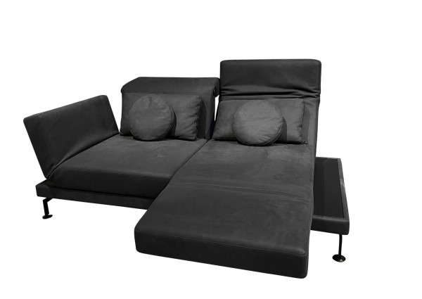 Brühl MOULE LARGE Sofa 2 im Leder TARON anthrazit mit Überbreite und seitlichen Ablagen