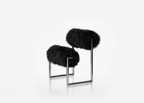 ACERBIS DUE PIÙ Designer Sessel kuscheliges Sitzobjekt der besonderen Art in Ziegenfell schwarz
