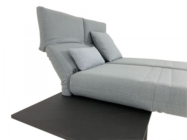 Rolf Benz AURA Sofa 2 mit Drehsitzen in graublauen Wollstoff und Ablage in Schieferfurnier