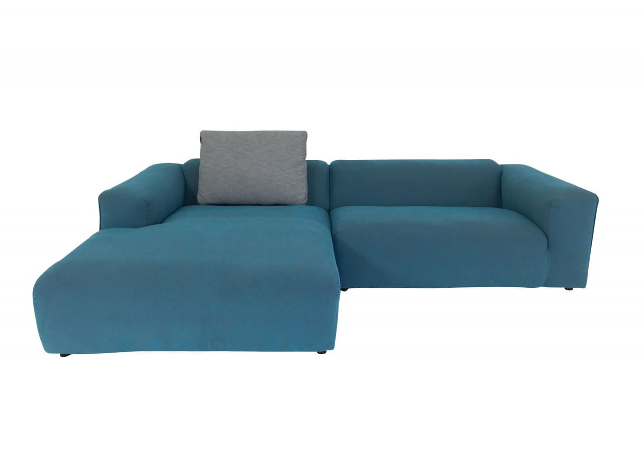freistil 187 Rolf Benz Lounge Sofa mit Recamiere links in Stoff taubenblau und Kissen in silbergrau