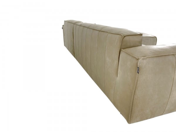 freistil 136 ROLF BENZ Sofa mit Recamiere rechts in Nappa Leder 9221 gelbgrau