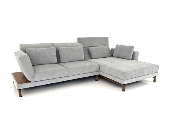 Brühl MOULE MEDIUM Sofa mit XL Longchair im grauen Stoffbezug mit Nussbaum Ablage