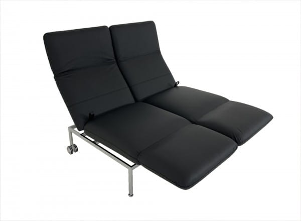 Brühl RORO small Sofa im Leder UNIT schwarz mit Drehsitzen und praktischen Rollen hinten
