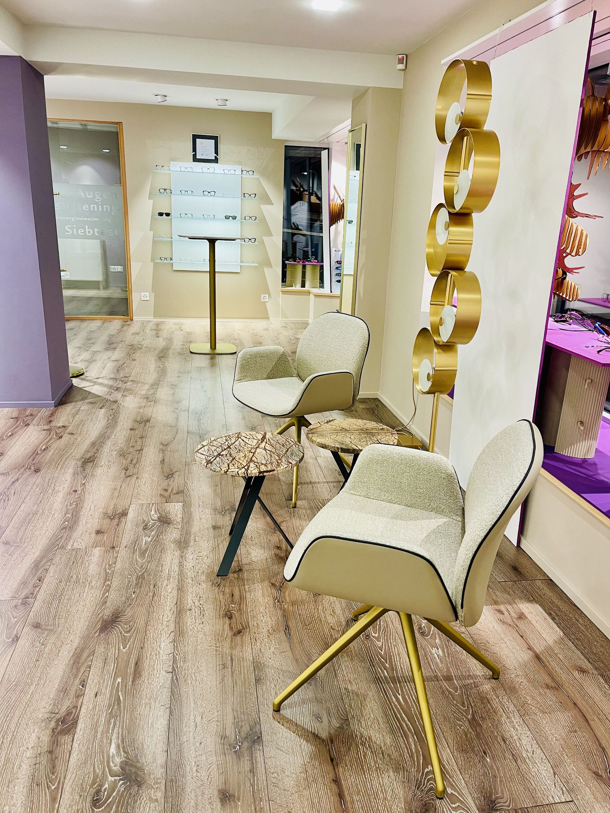 izabela K. Ladenbau am Beispiel Simonis Sehcentrum im Städle 1 in Vaduz