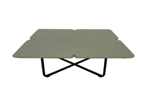 freistil 195 Couchtisch grün im "Kleeblatt" Design mit Gestell schwarz